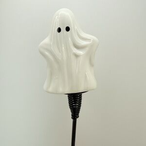 World Market Halloween Ghost Garden Decor – Plant Stake Accent – Spooky Outdoor